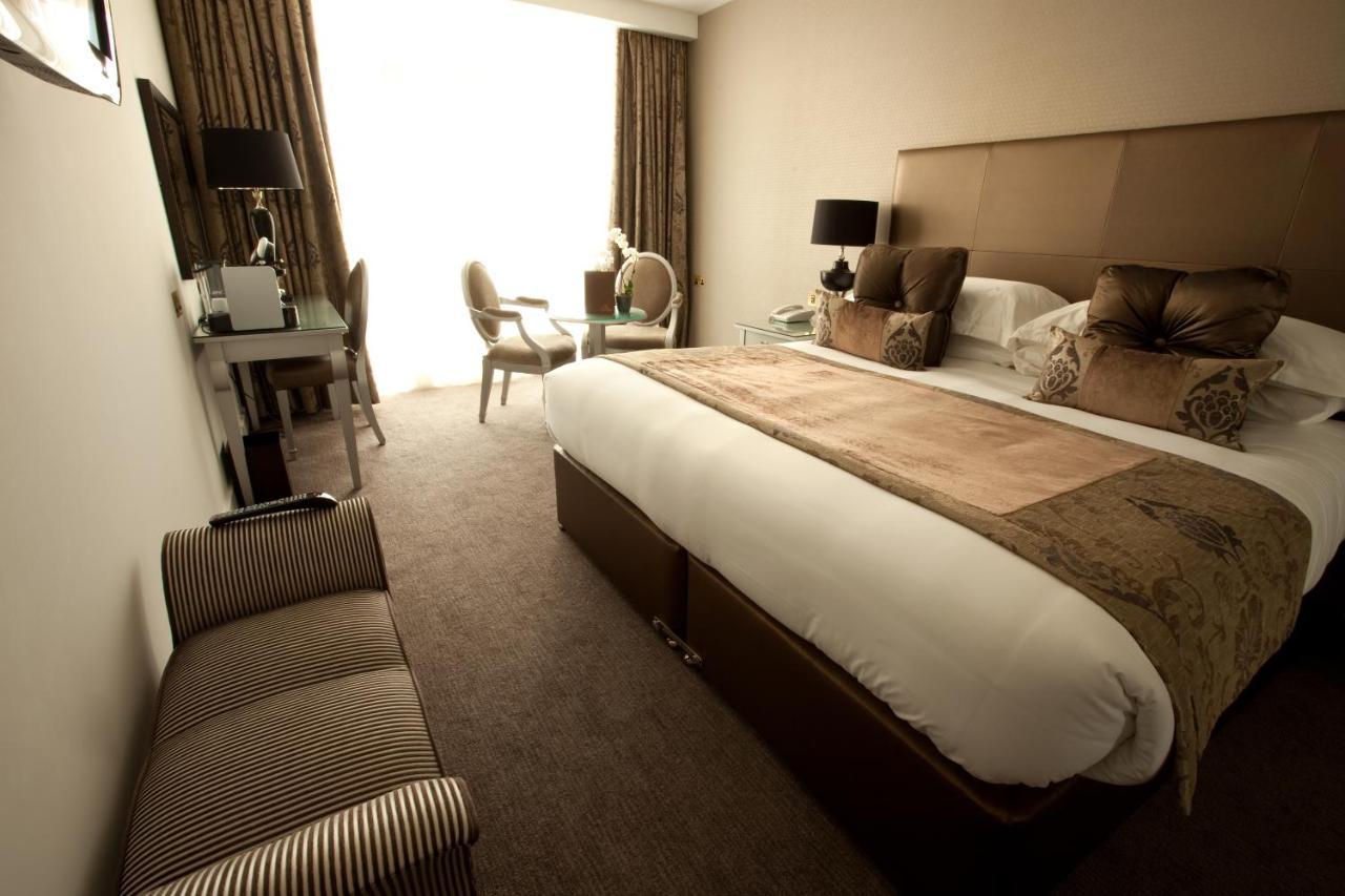 The Oxfordshire Golf & Spa Hotel ثايم المظهر الخارجي الصورة