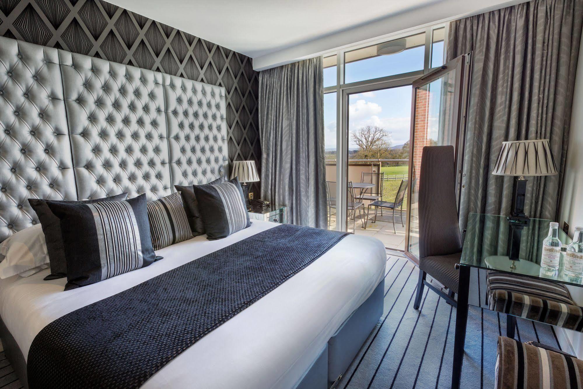 The Oxfordshire Golf & Spa Hotel ثايم المظهر الخارجي الصورة